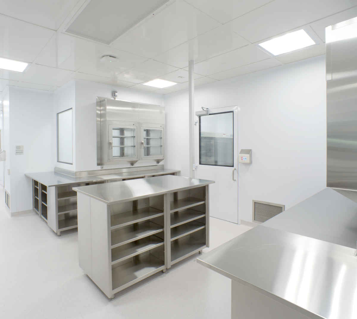 Labworks International Inc. - Climatic Controlled Environmental Rooms